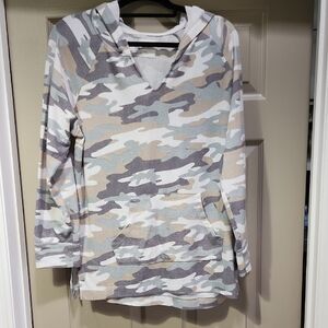 Camouflage Women's Hoodie Sweater